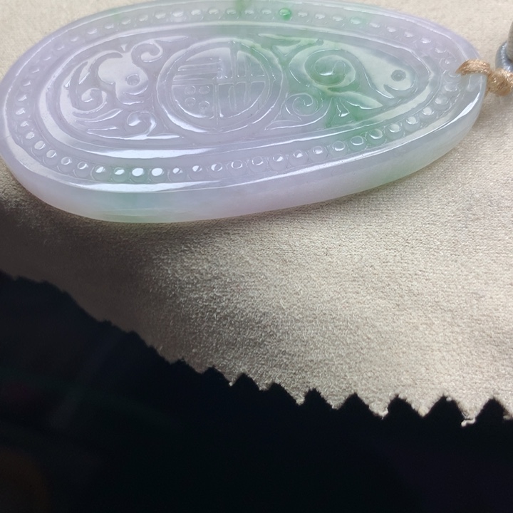 翡翠颈饰未镶嵌吊坠