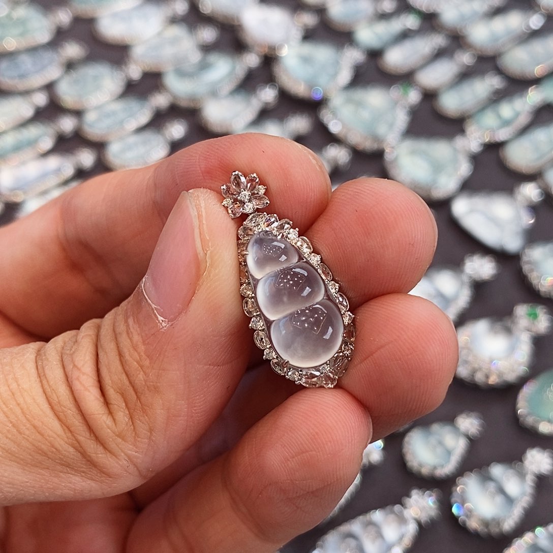 翡翠颈饰18K金镶嵌蜜*啊啊啊啊啊