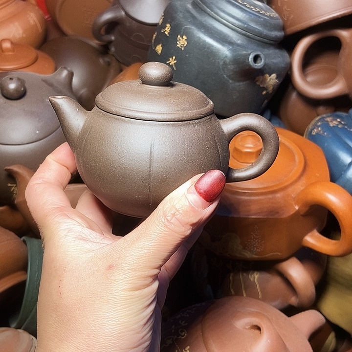 手工制作宜兴紫砂茶壶