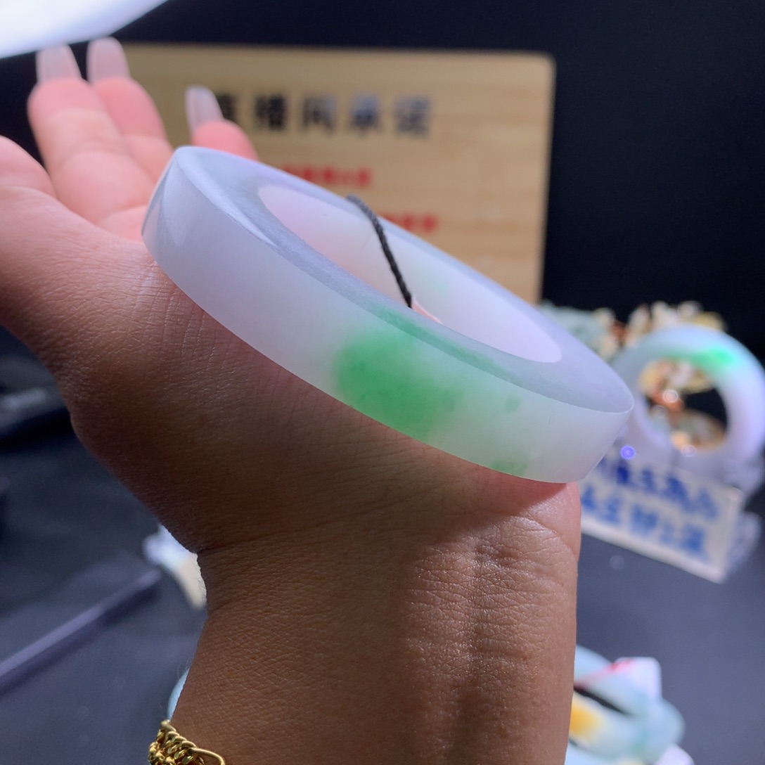 未镶嵌正定制翡翠