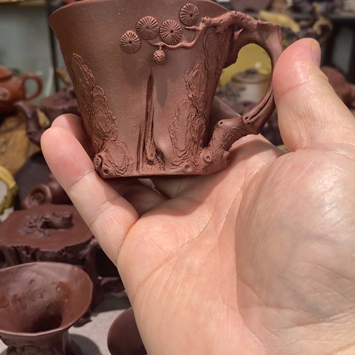 天***草紫砂茶杯全手工制作