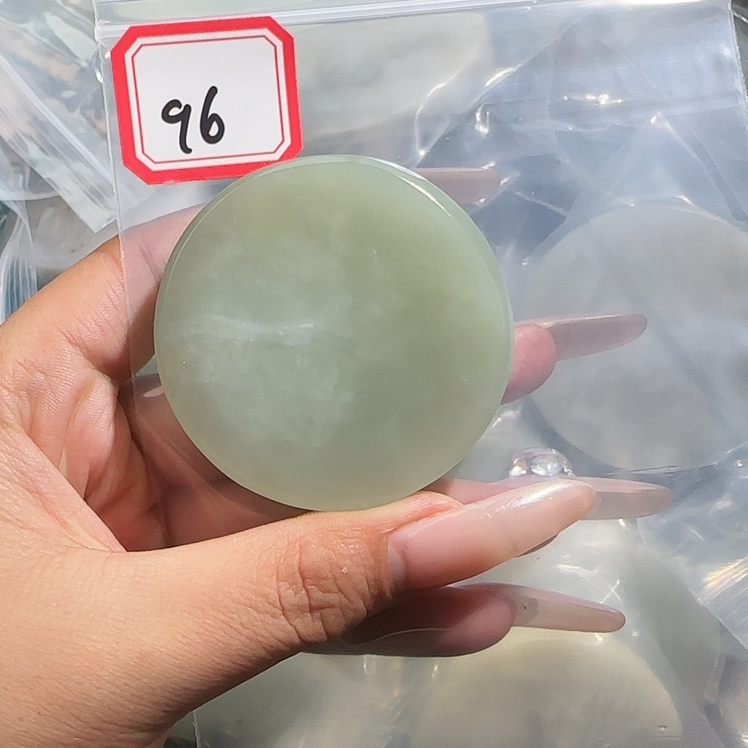 和田玉未镶嵌珠宝半成品