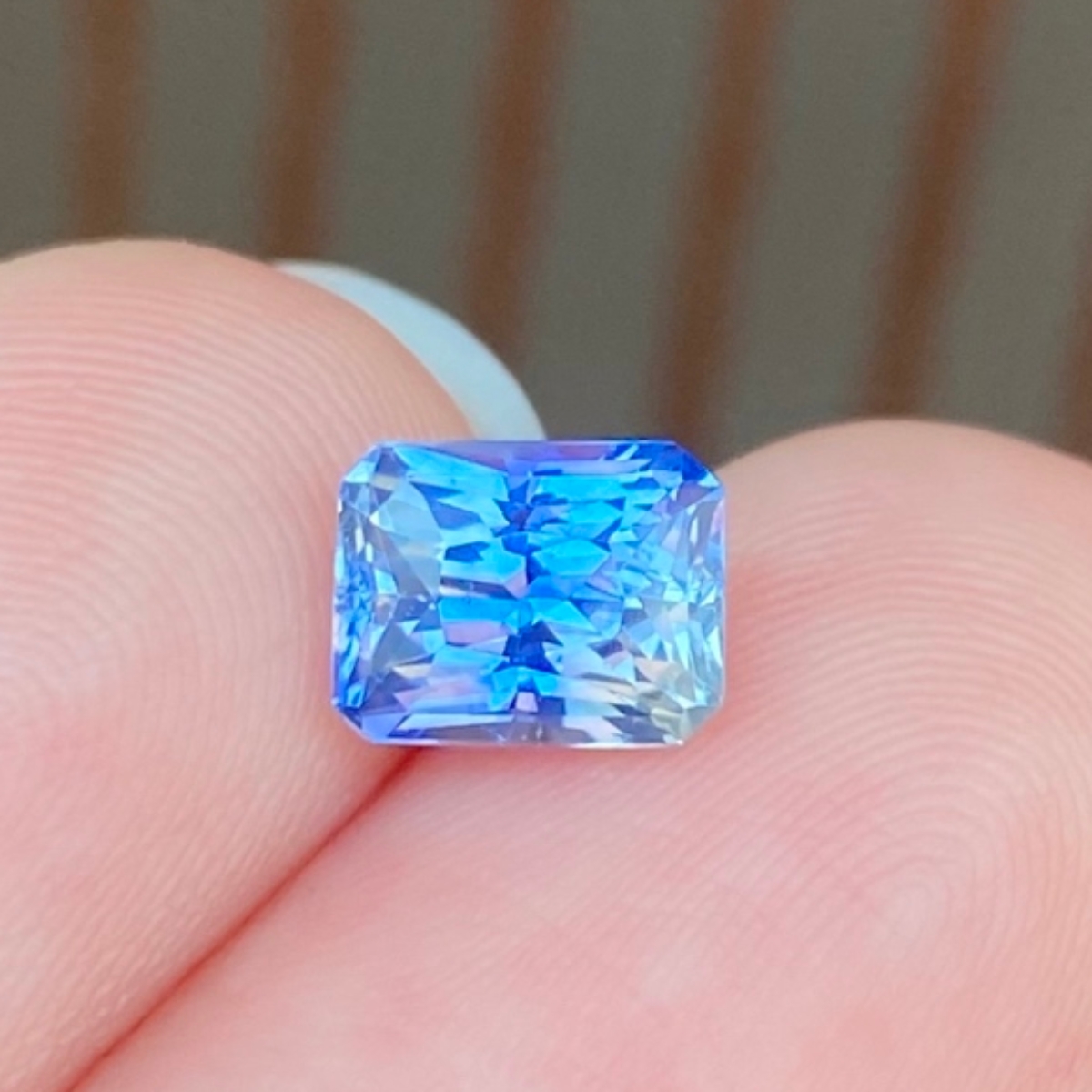 ＃0199，天然蓝宝石VB，矢车菊，1.5克拉+