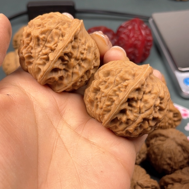 文玩核桃把件W 35 41 黄松峪元宝