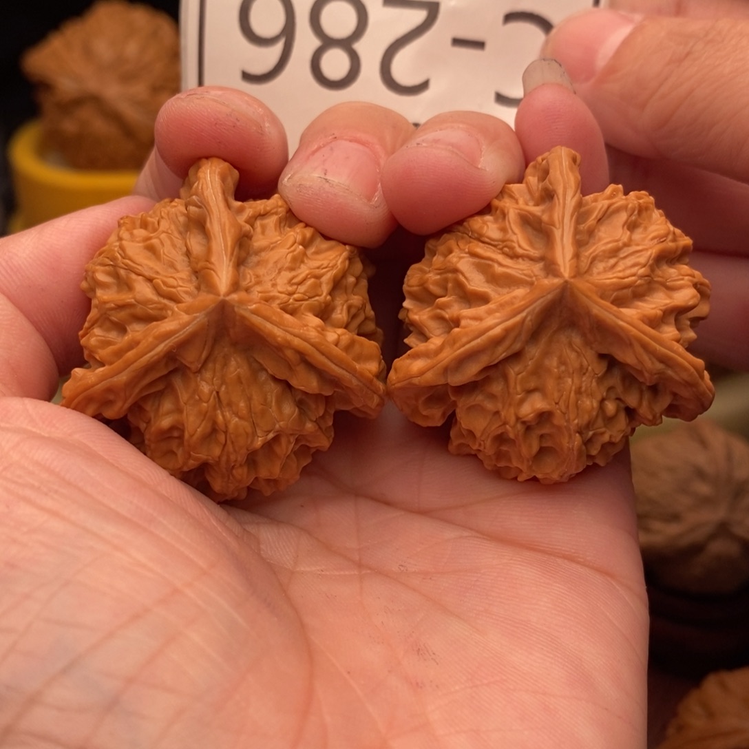 文玩核桃把件正奔39