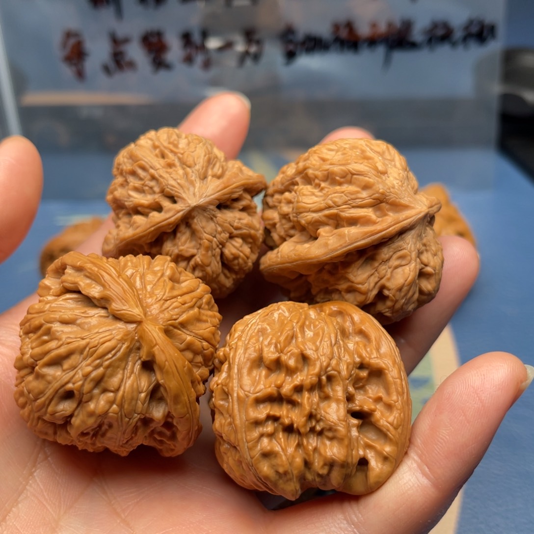 N***h文玩核桃吊坠福利核桃