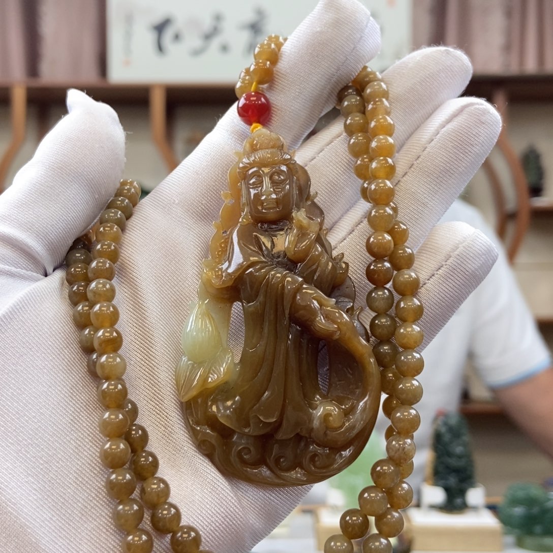 和田玉未镶嵌颈饰