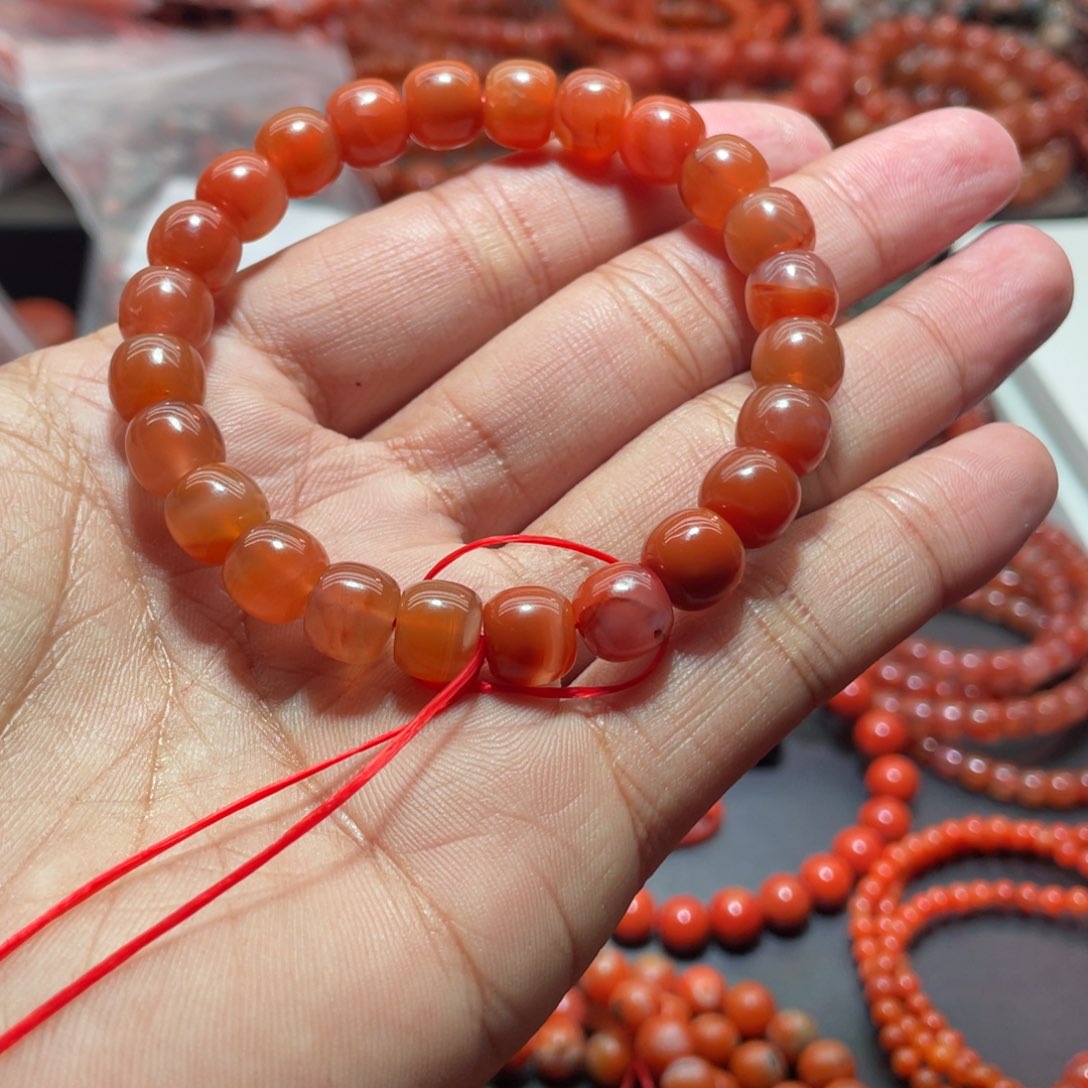 南红玛瑙手链未镶嵌