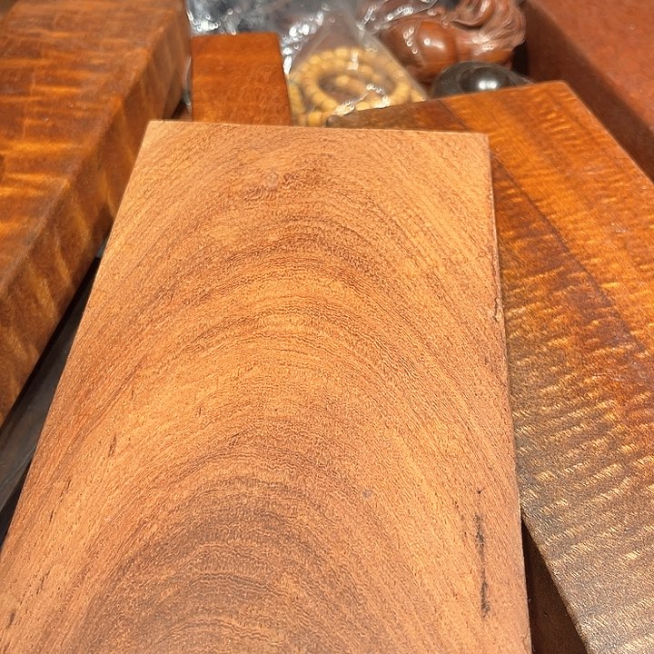 金丝楠大果紫檀今日华丽