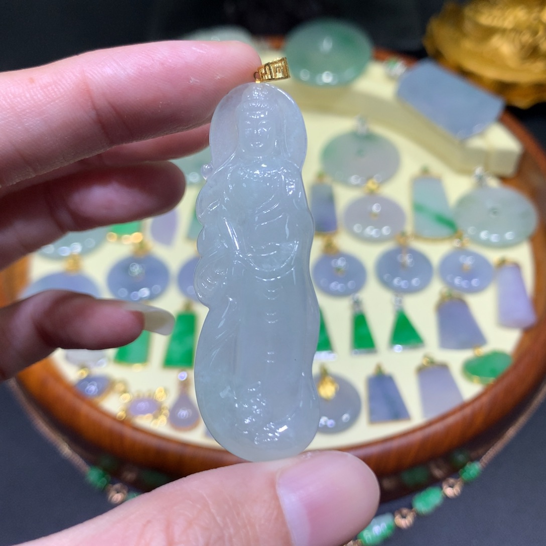 翡翠吊坠(不含链)18K金镶嵌