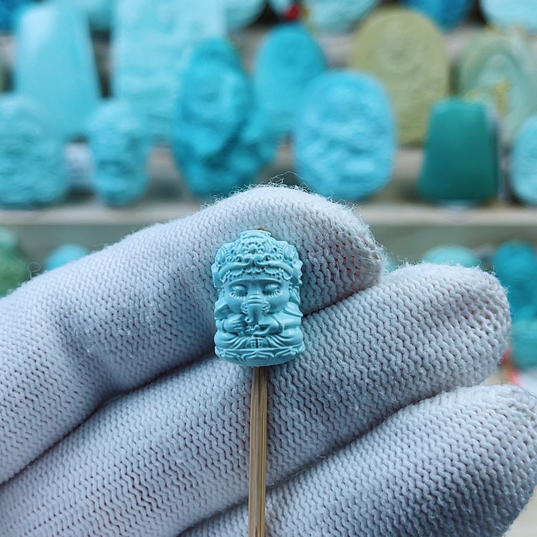 未镶嵌绿松石珠宝奇石