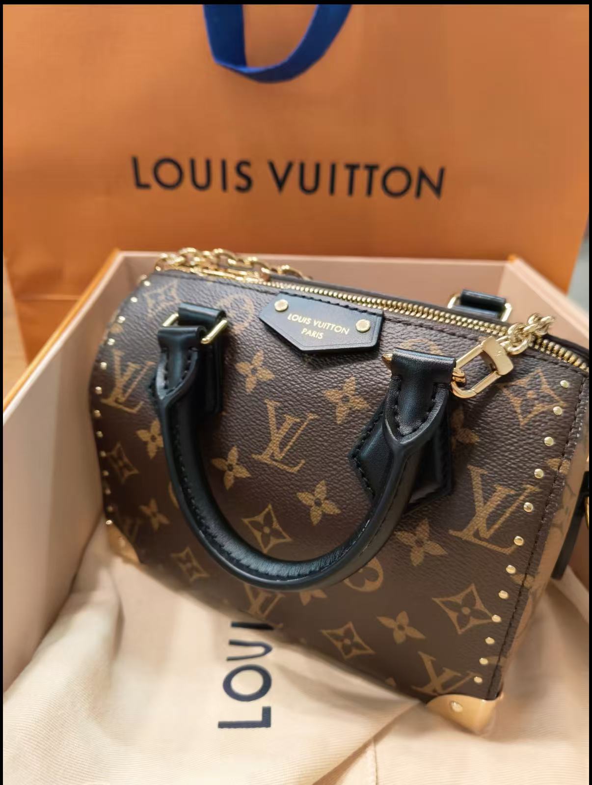 99新 LouisVuitton/路易威登 Speedy Trunk20铆钉枕头包/76497068