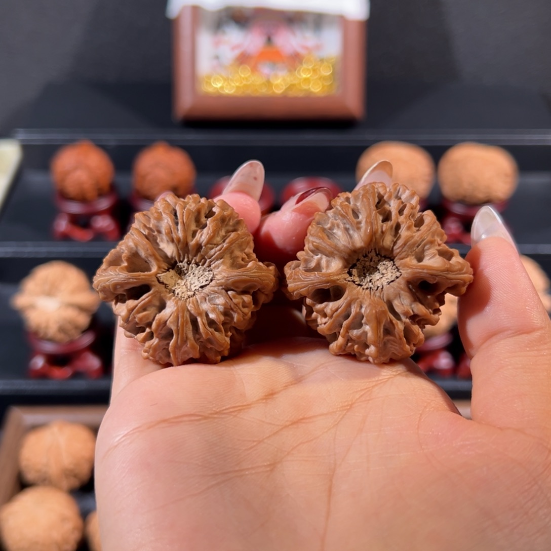 桃***夭文玩核桃把件龙门涧43