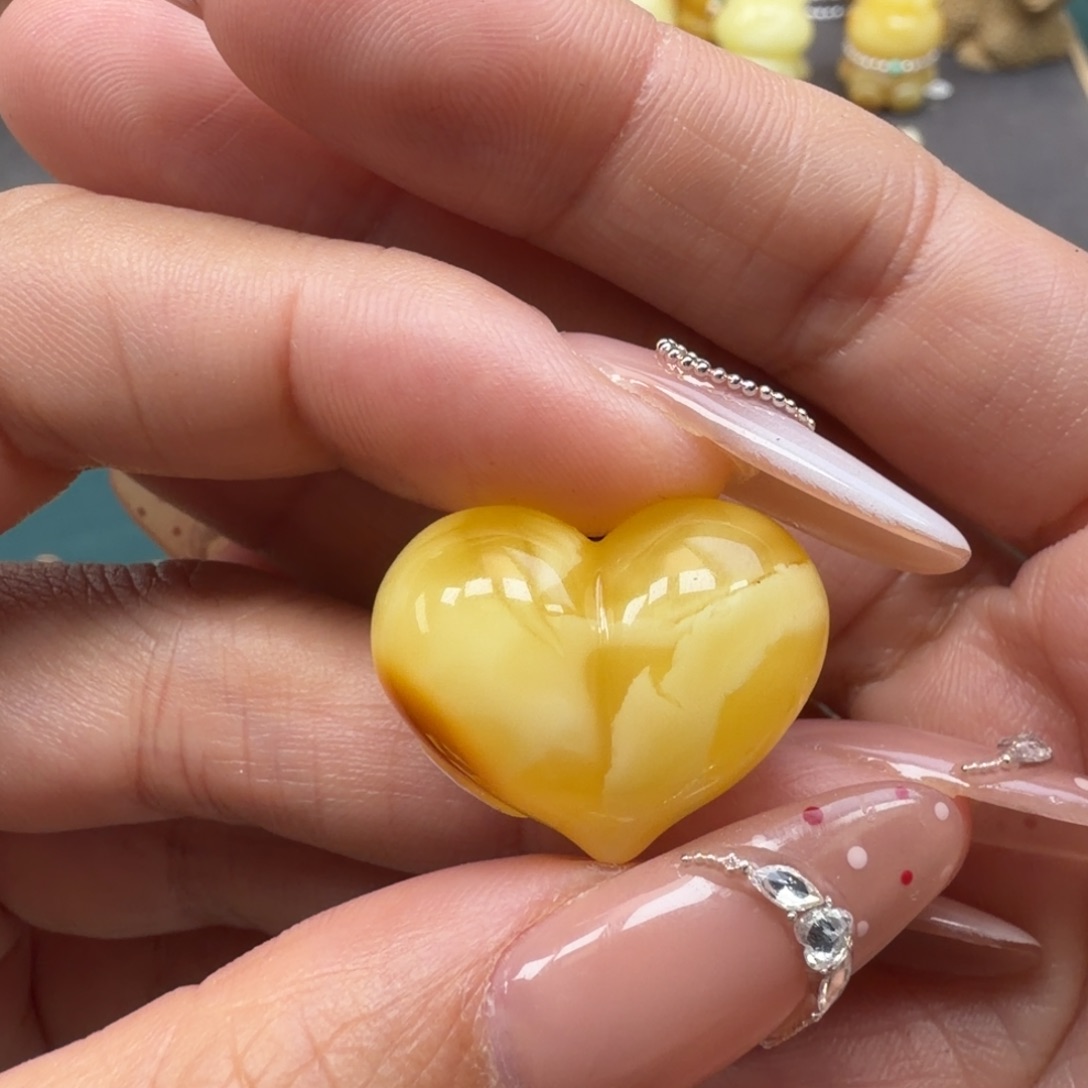 琥珀未镶嵌裸石蜜蜡