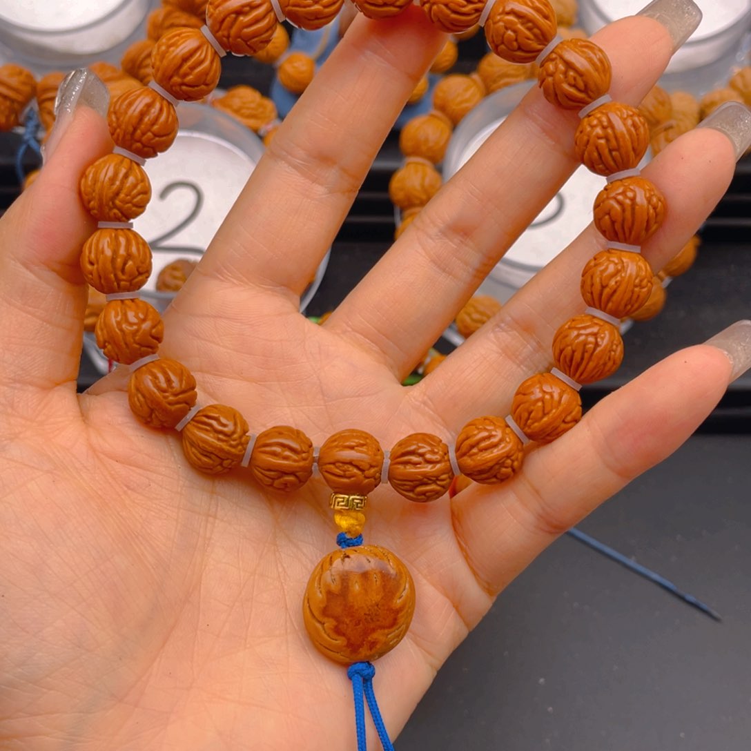 桃核手串子**。见健健康康平平安安19