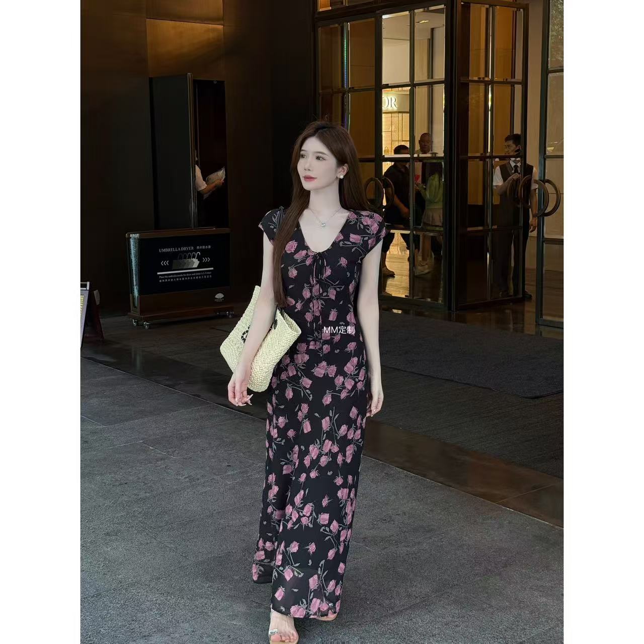 【暗夜玫瑰】温柔姐系 法式气质V领玫瑰印花连衣长裙A425
