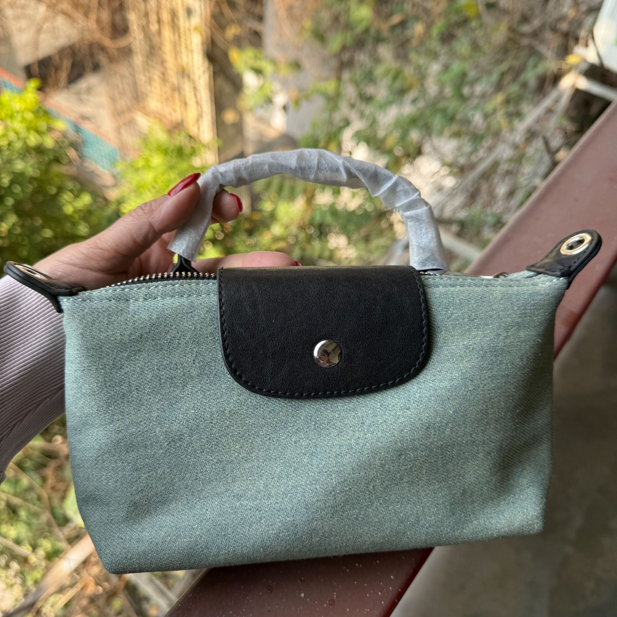 2025年春季小清新mini手拎斜挎百搭ins饺子包迷你手机包零钱包