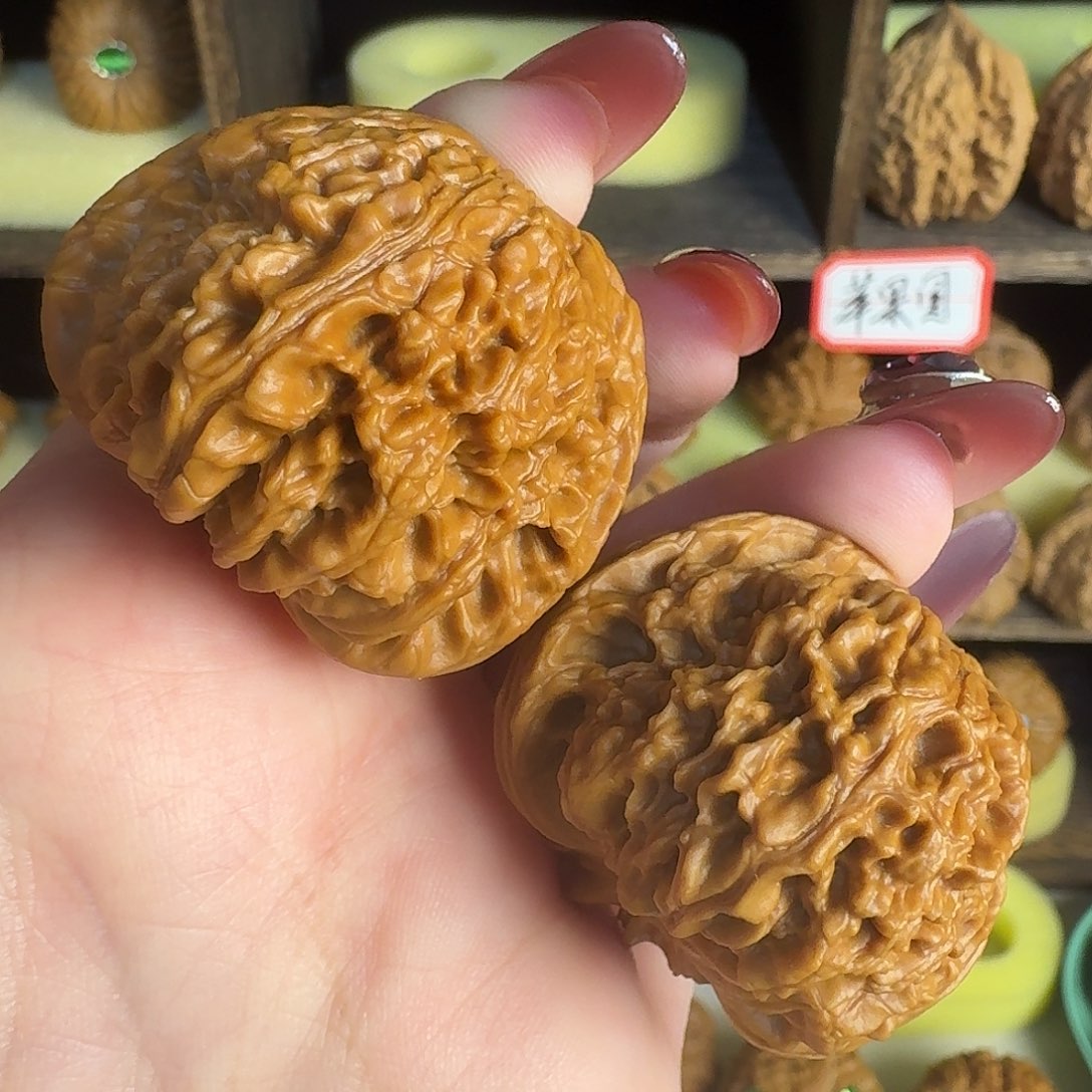 文玩核桃南疆边40肚40