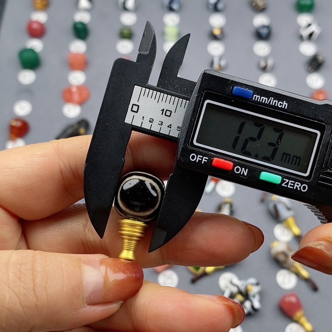 玛瑙/玉髓饰品合金