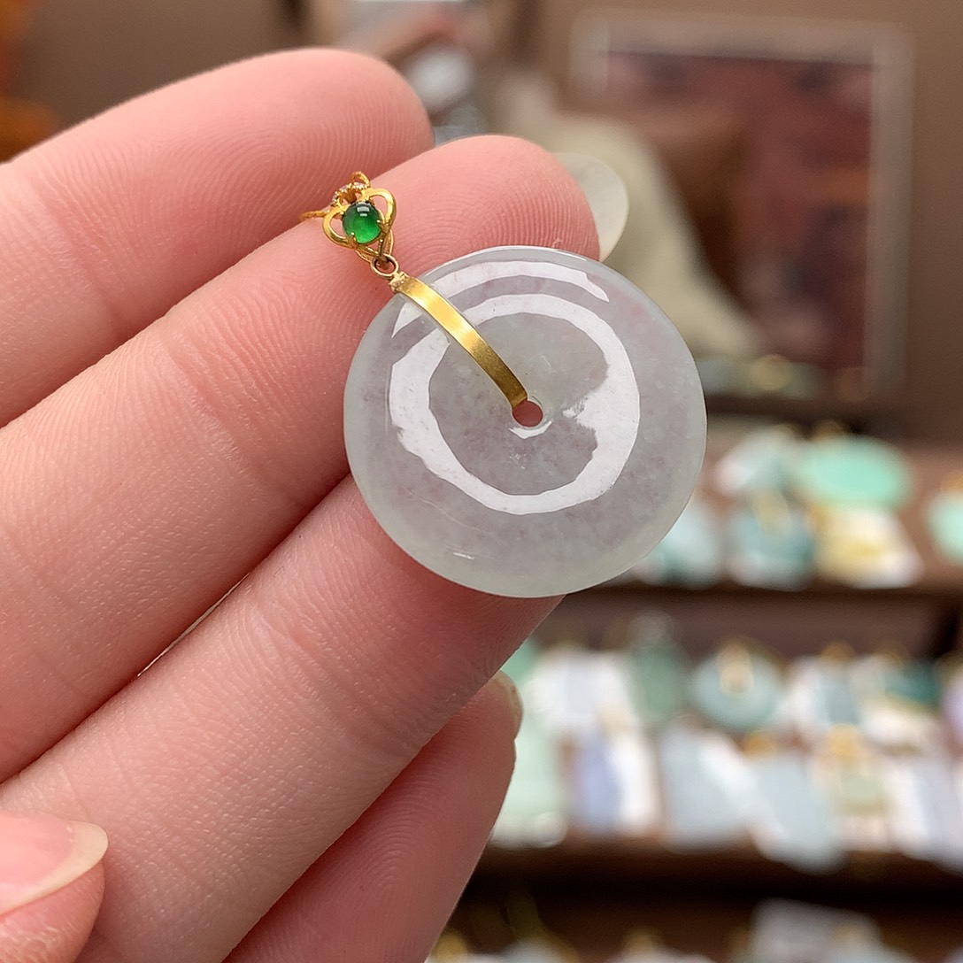 翡翠吊坠(不含链)18K金镶嵌