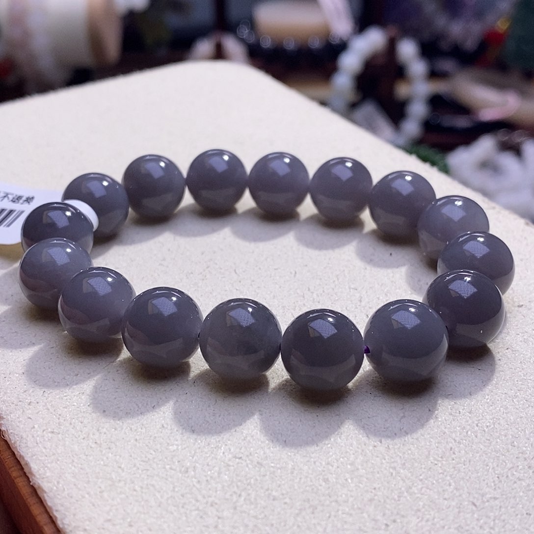 颈饰未镶嵌和田玉烟紫老矿料高冰帝王紫手串手串12m