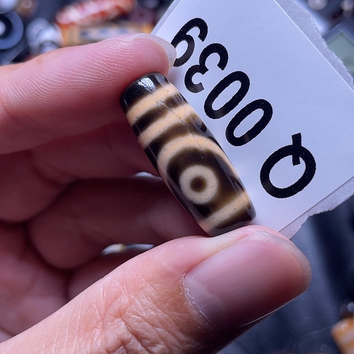 玛瑙/玉髓颈饰未镶嵌瑕疵裂