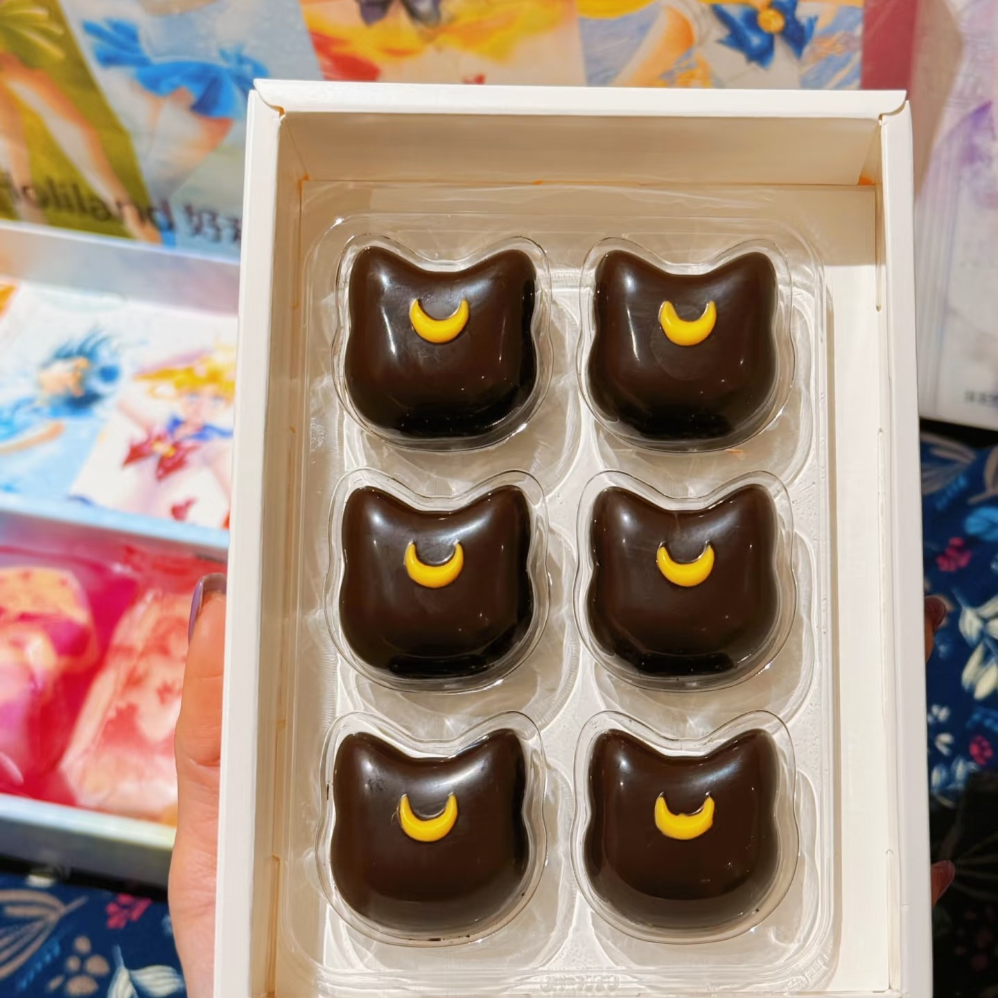 【好利来&美少女战士】宝石巧克力 送画纸