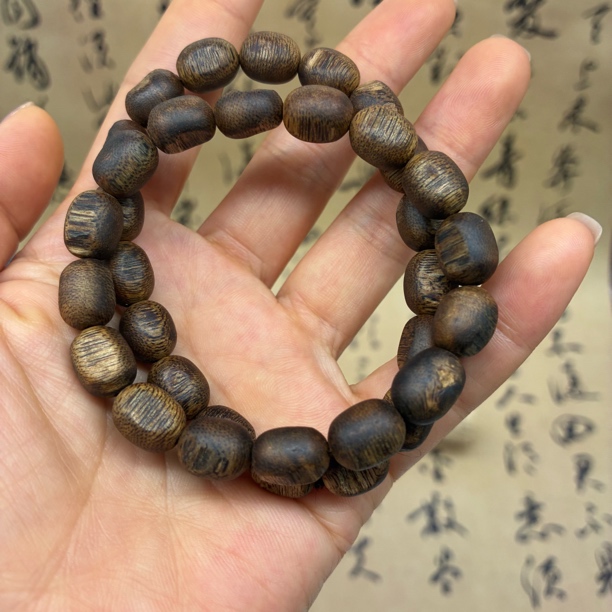 沉香沉水浮海南老白棋留疤9mm单圈多样性发1