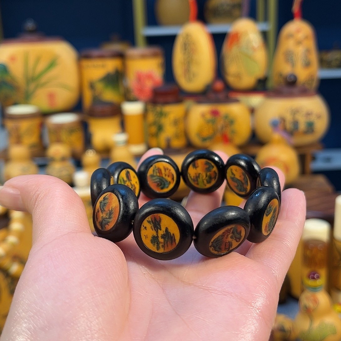 大叶紫檀（黑酸枝木类）龙*哥