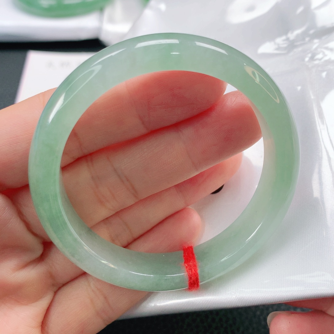 未镶嵌手镯翡翠52正