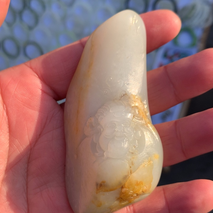 颈饰未镶嵌透闪石质玉