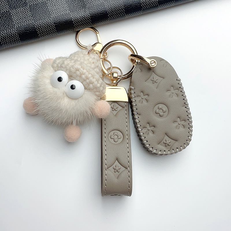 适用现代钥匙套领动朗动名图ix35瑞纳菲斯塔新胜达途胜可爱车包扣