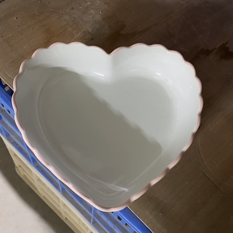 微瑕，不能明火，口径27高5桃心一个