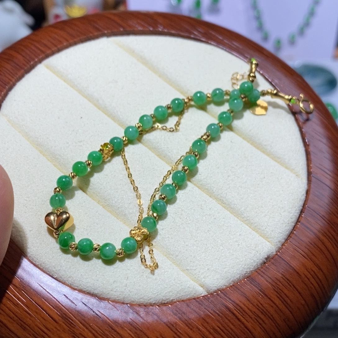 火***阳定制翡翠未镶嵌翡翠