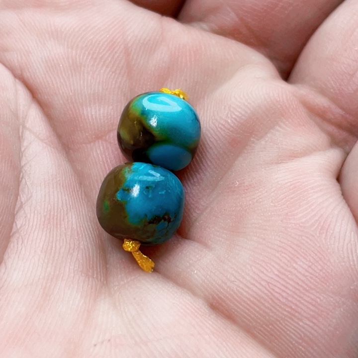 绿松石未镶嵌饰品