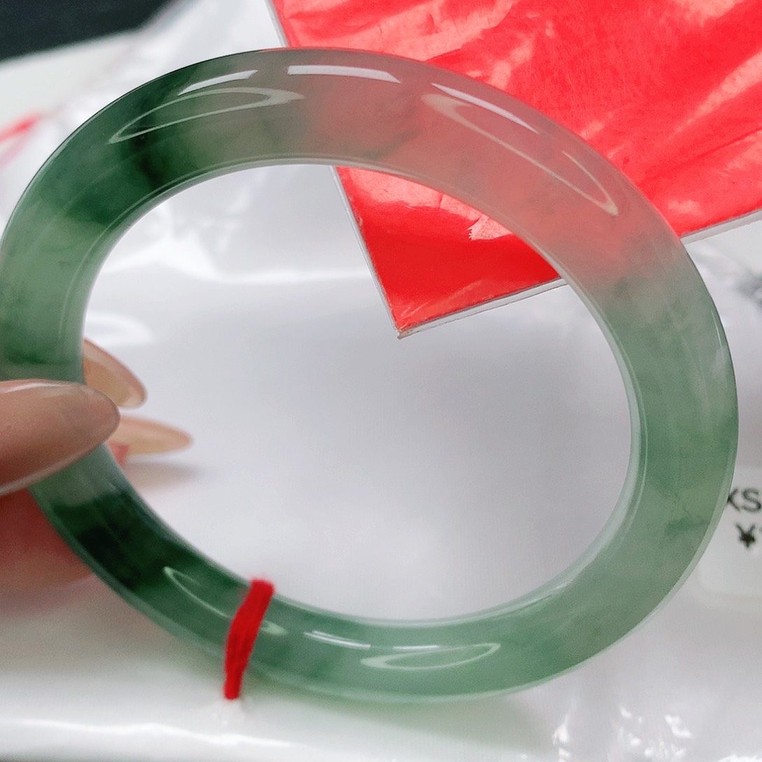 未镶嵌手镯翡翠82