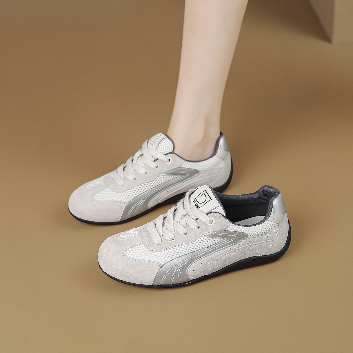 D:Fuse/迪芙斯秋季镂空修面皮学院风时尚休闲鞋休闲鞋系带女鞋