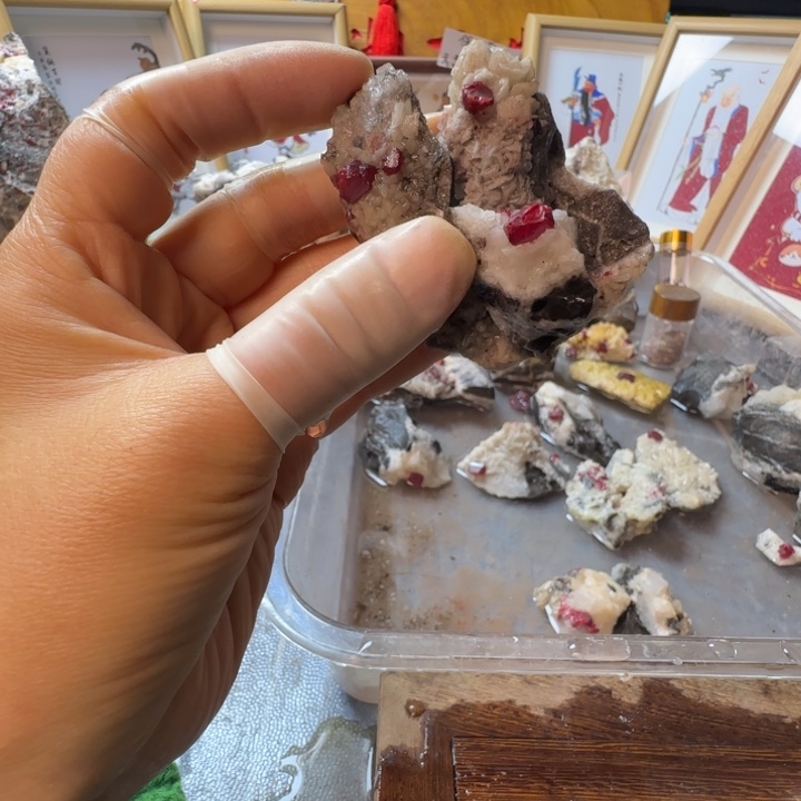 天然辰砂朱砂原石