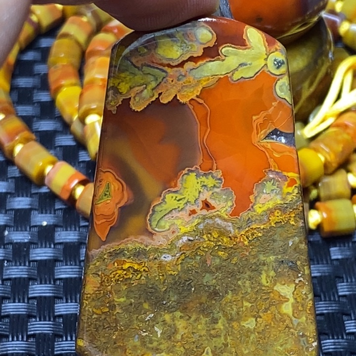 玛瑙/玉髓颈饰未镶嵌