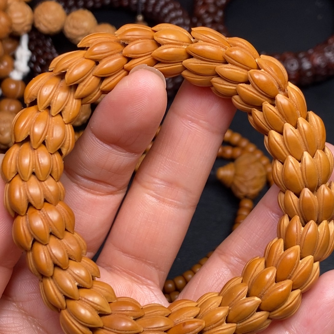 吊坠猴头核桃橄榄猴头