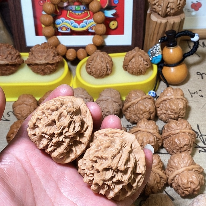 文玩核桃吊坠帝王龙鳞