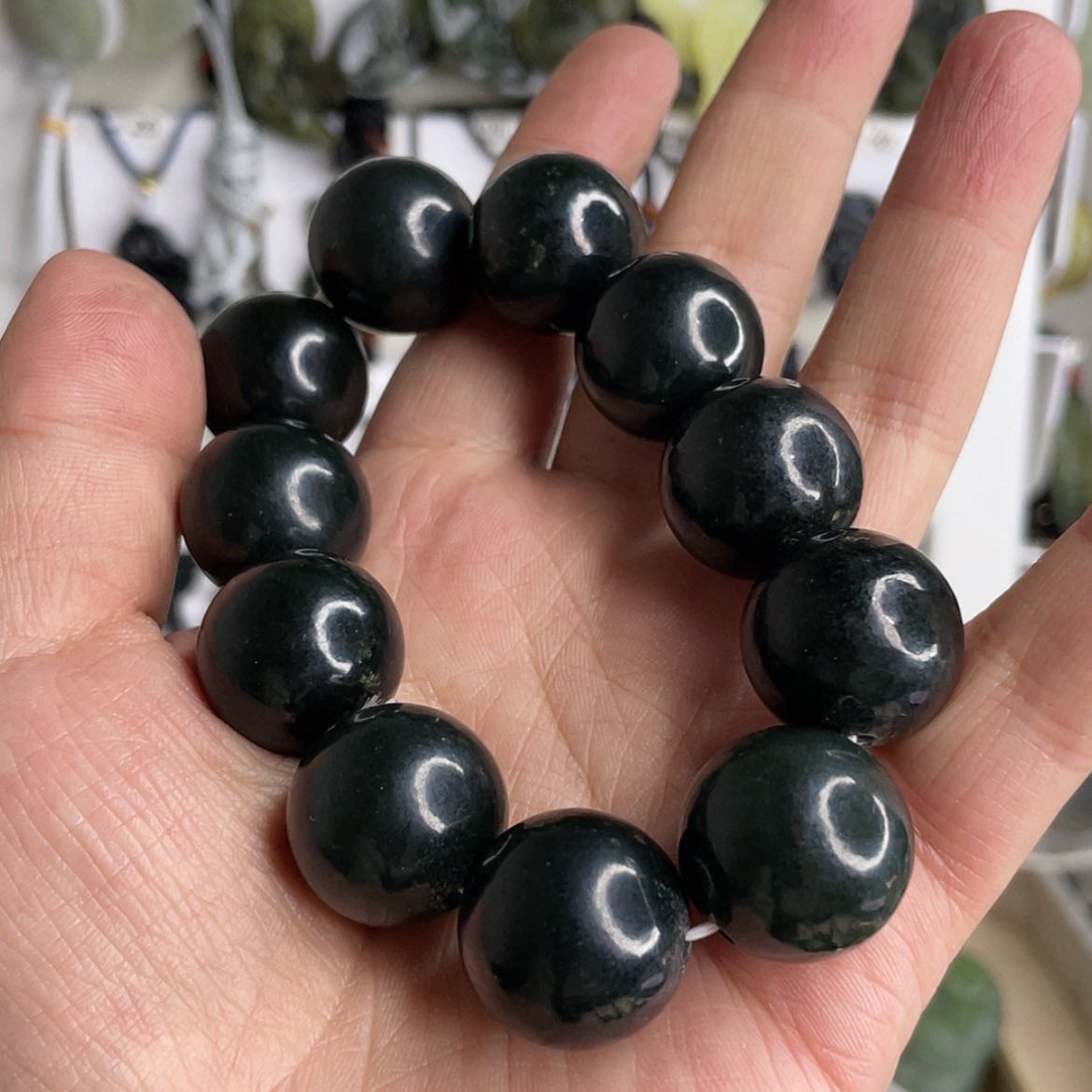 【闪购商品】和田玉颈饰未镶嵌一****)手串