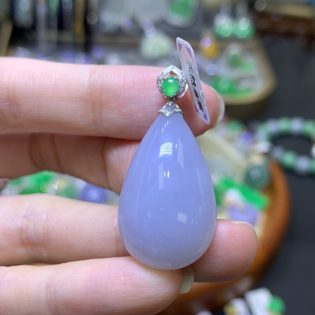 翡翠颈饰18K金镶嵌翡翠吊坠项链