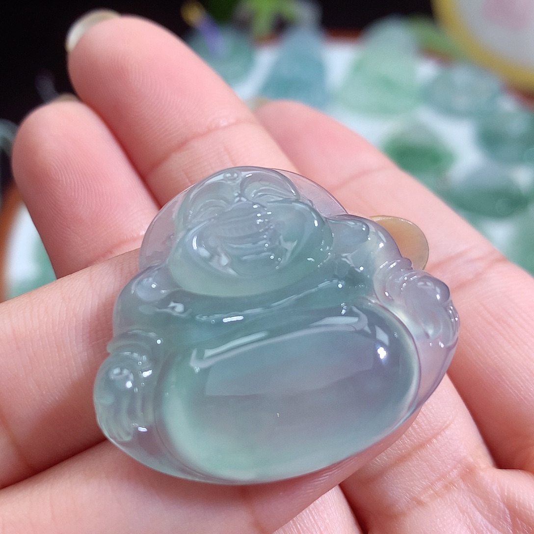 翡翠未镶嵌颈饰佛公