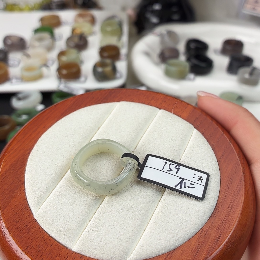 和田玉未镶嵌戒指Q48点墨方圆内径17.0港码14