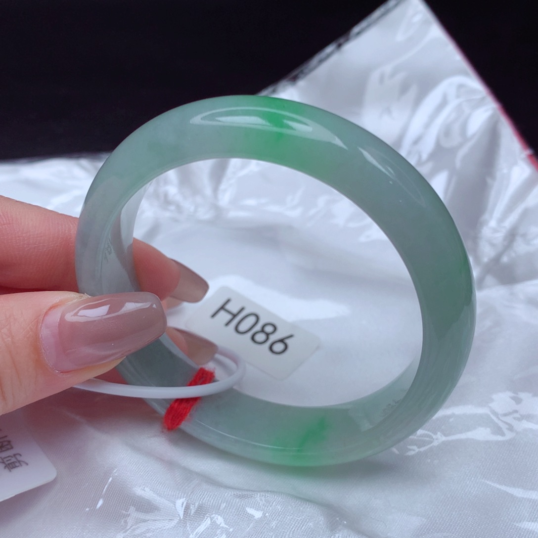 翡翠手镯未镶嵌手镯55