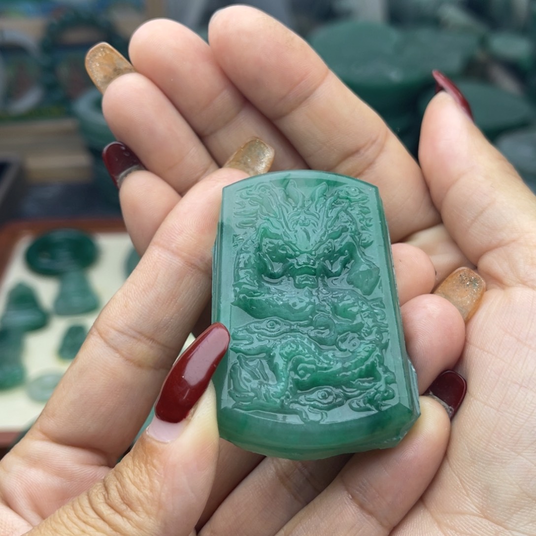 定制石英质玉未镶嵌永**步