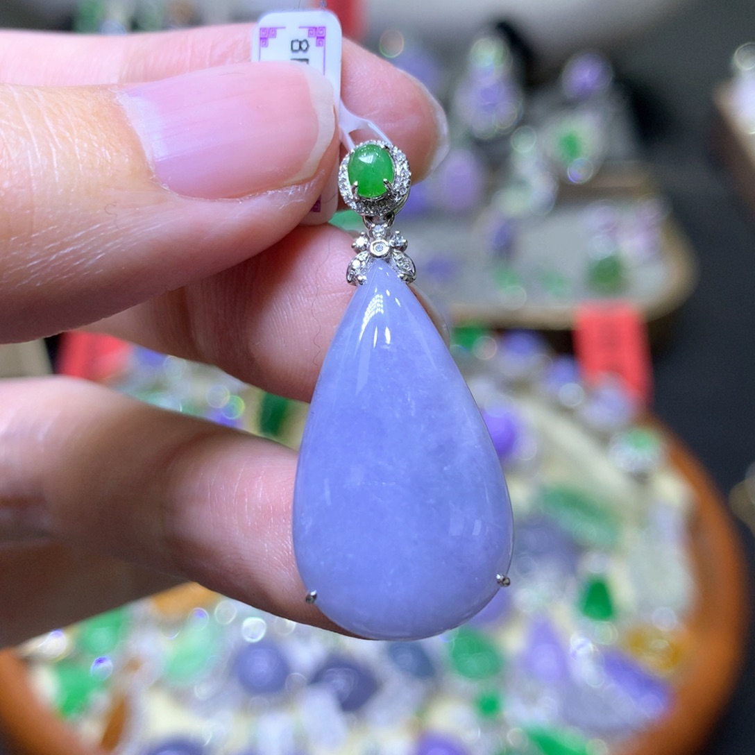 【闪购商品】翡翠颈饰18K金镶嵌翡翠吊坠项链