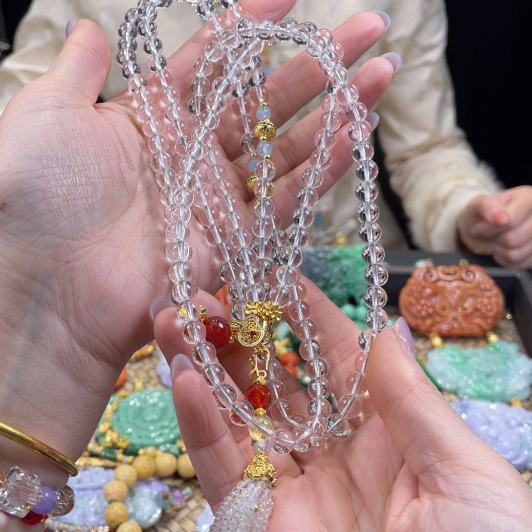 翡翠颈饰未镶嵌是***！代编织