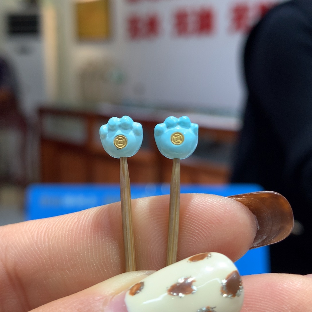 绿松石配饰未镶嵌